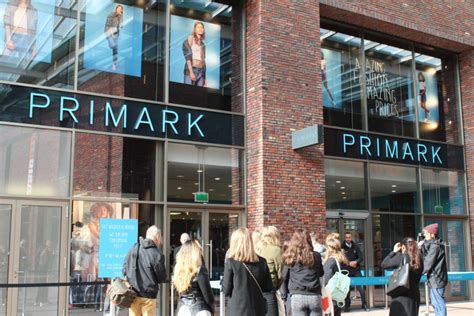 You have selected to send a gift card by post. Primark Groningen PersOpening - ohsobeautiful