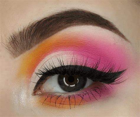 Makeup Looks With Sunset Colors For This Season Sunsetmakeup
