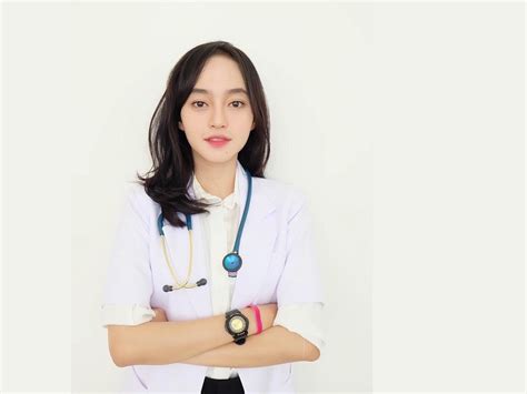 Indah Kusuma Dokter Cantik Asal Bandung Yang Bisa Bikin Diabetes