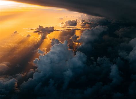 Dark And Bright Clouds Sky Sunlight Hd Nature 4k Wallpapers Images
