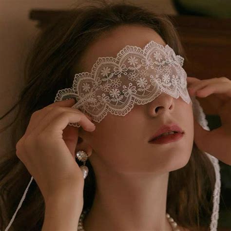 elegant luxury silk mesh sex lingerie lace eye blindfold mask china