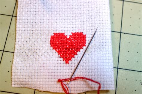 How To Cross Stitch · Technique Tuesday · Cut Out Keep Craft Blog