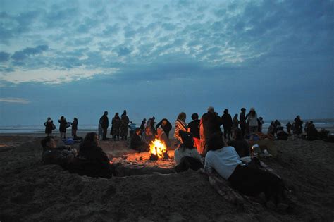 Hundreds Of Nude Men And Women Enjoy A Chilly Plunge In The North Sea In The North East Skinny