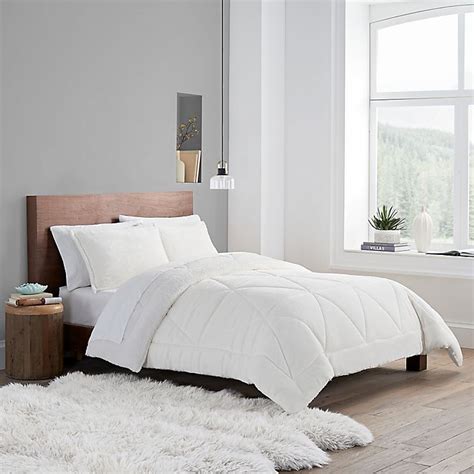 Now you can replicate that feeling when you crawl into bed at night with the ugg comforter set. UGG® Avery 2-Piece Reversible Twin/Twin XL Comforter Set ...