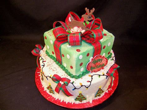 Fondant is an indispensible tool for pastry chefs, and not because they're good at satisfying a sweet tooth. The top 21 Ideas About Fondant Christmas Cakes - Best Diet ...