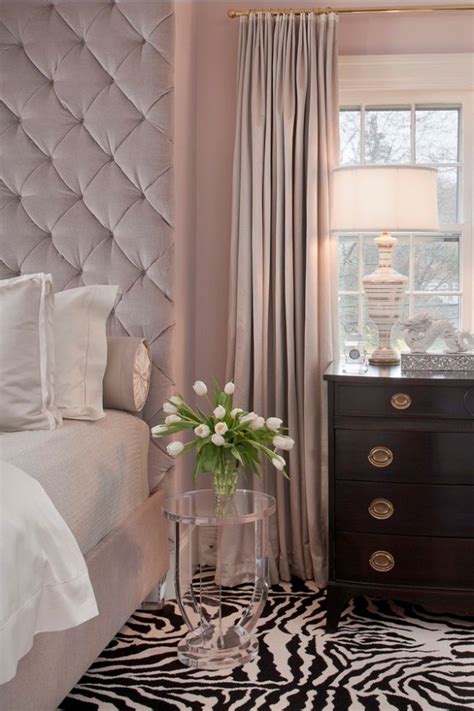 30 Dramatic Bedroom Ideas Traditional Bedroom Bedroom Decor Glam