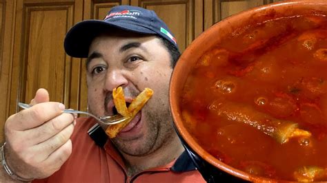 Una braciola di maiale è solo una braciola di maiale, giusto? Ragù Calabrese "serio" di braciole di Maiale e Cotiche ...