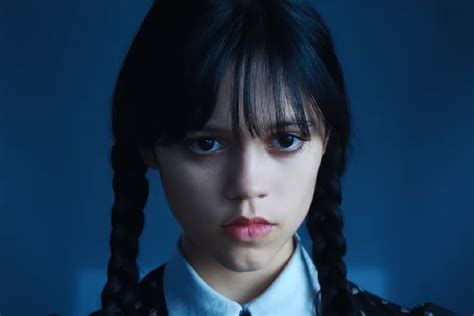 Así Es Miércoles La Nueva Serie De Netflix Ambientada En El Universo De La Familia Addams Series
