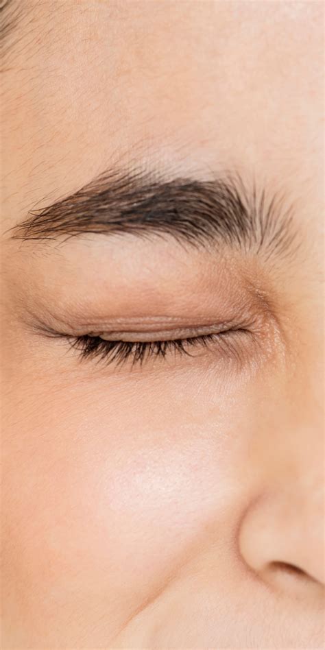 How To Fix Patchy Eyebrows Without Makeup