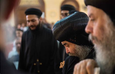 Coptic Christians in Egypt told to halt church activities due to security threats
