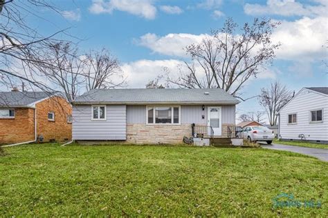 1222 Rosedale St Maumee Oh 43537 ®
