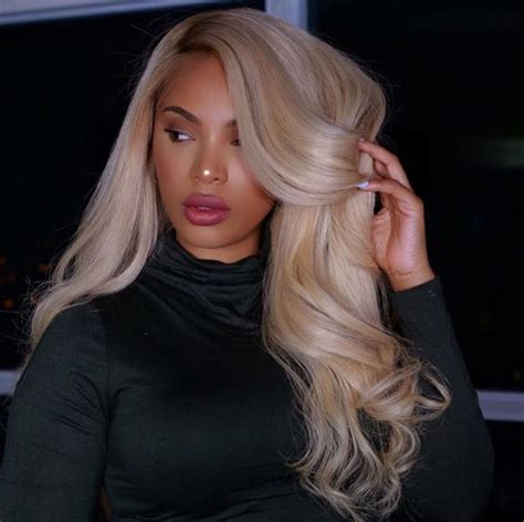 Blonde hair colors will never go out of style. Platinum Blonde "Mink" Body Wave #613