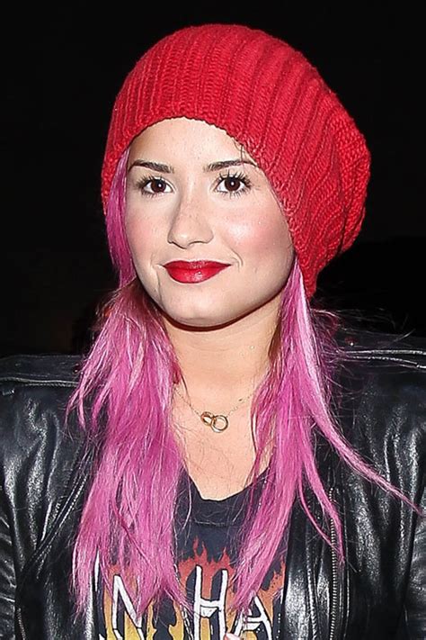 The haircut it just past lovato's shoulders, which is significantly shorter than her normal, long locks. Demi Lovato's Hairstyles & Hair Colors | Steal Her Style ...