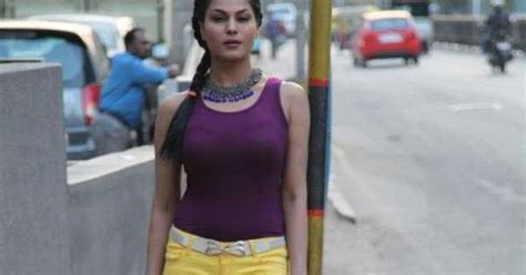 Inthesebikinis Veena Malik In A Very Tight Purple Tank Top Pics