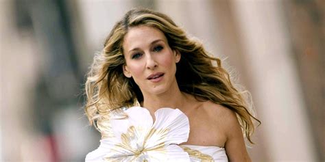5 Love Lessons We Learned From Carrie Bradshaw In Sex And The City