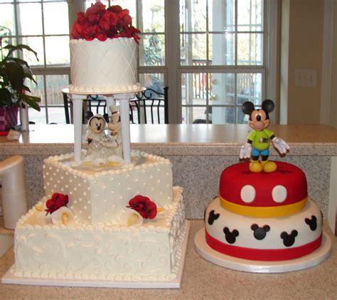 Mickey And Minnie Mouse Wedding Cakes