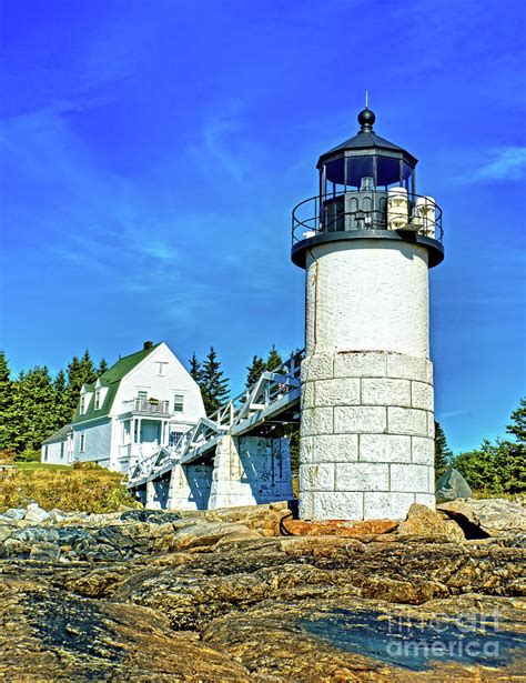 Low Tide At Marshall Point Lighthouse Photograph By Tom Watkins Pvminer