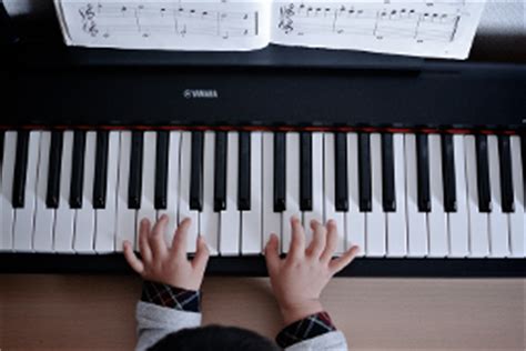 Why this app is good for learning piano: Piano Lessons for Kids and Children - Piano Teacher North ...