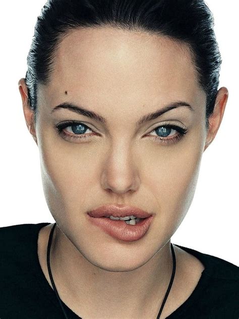Le Jolie Angelina Jolie Photographed By Gilles Bensimon 2000