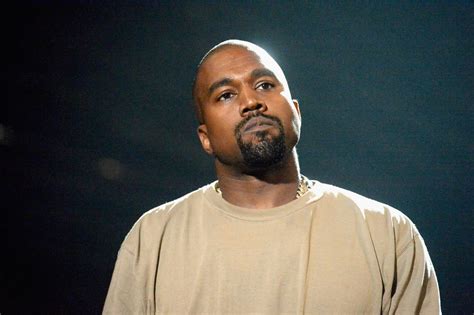Kanye west hottest news, articles and reviews, metro boomin explains the origin of his 'if young metro don't trust you' tag, kanye west responds to snoop dog. Kanye West kündigt US-Präsidentschaftskandidatur an