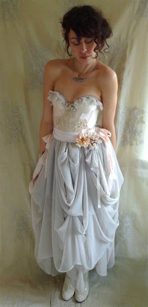 Trella Whimsical Bustier Wedding Dress Or Formal Gown Size Sm