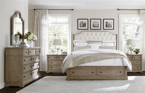 Stanley Wethersfield Estate Upholstered Configurable Bedroom Set