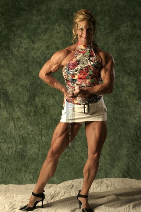 Video Bodybuilding Robin Hillis Photo Gallery Pics Pictures Photography Images Foto