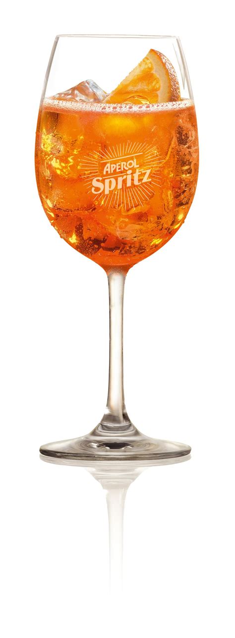 Prepare, serve and enjoy the perfect orange aperitif. APEROL Spritz - DAS ORIGINAL