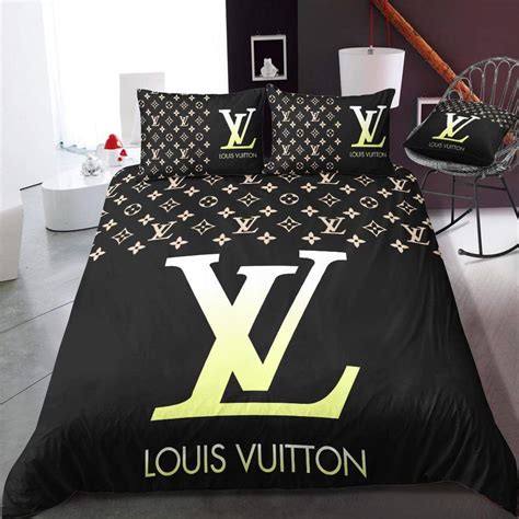 Louis Vuitton Bed Comforter Set