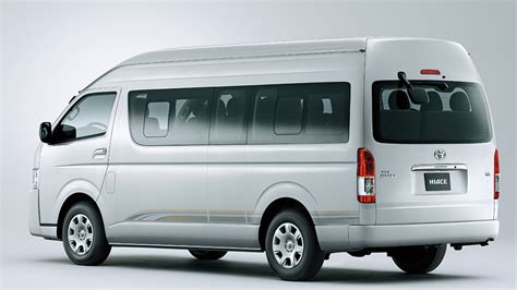 In japan, the hiace is exclusive to toyopet store locations. TOYOTA HIACE HIGH ROOF 2494cc DIESEL . | Toyota H.N Motors ...