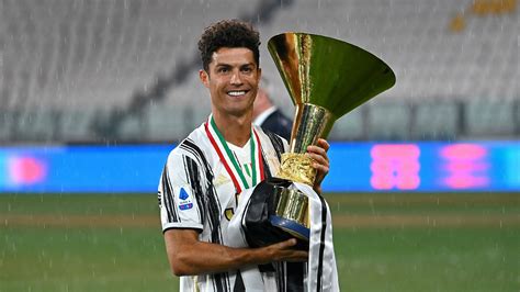 Ronaldo Hints At Juventus Stay Lets Go For My Third Scudetto