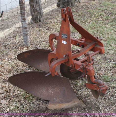 Dearborn 10 156 Two Bottom Plow In Wichita Ks Item 6385 Sold