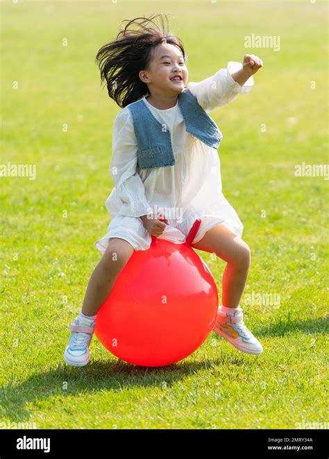 Little Girl With Ball Hi Res Stock Photography And Images Alamy