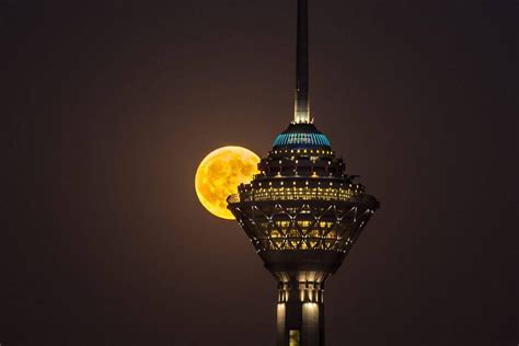 برج میلاد بلندترین سازه بتنی که تابحال در ایران ساخته شده است