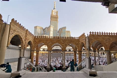 Hajj 2021 is approaching which is the biggest islamic event every year. Journey to Mecca: Photos from the Annual Hajj Pilgrimage ...