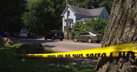 Armed Dangerous Suspect Sought In Hyde Park Home Invasion Cbs Boston