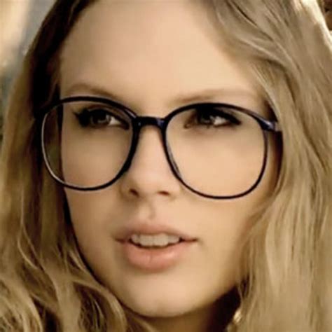 10 Things You Didn’t Know About Taylor Swift