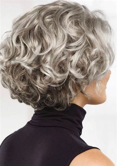 Pin By Scheila Jair De Sousa On Corte Grey Curly Hair Short Permed