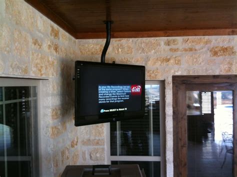 Choose from a wide selection of ceiling mount or video wall mount solutions for your monitor and tv. Ceiling Mount Flat Screen TV on Back Porch - Yelp