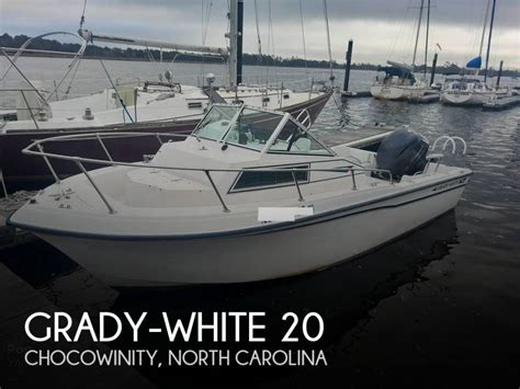 1987 Grady White Overnighter 204 C Power Boats Walkaround Boats For