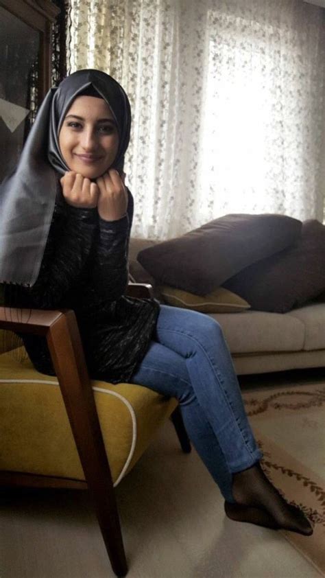 beautiful muslim women the most beautiful girl beautiful asian girls nylons hijab jeans