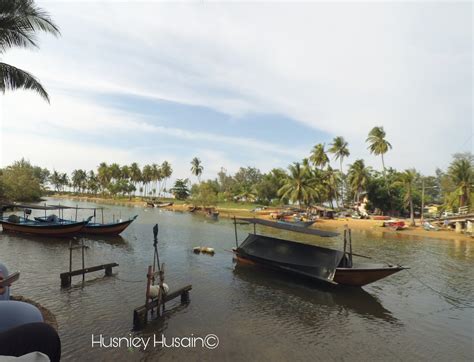 #pantaipulaukekabu #marangpulau kekabu marang yang terletak hanya beberapa minit dari jeti marang untuk ke pulau kapas. Scenic View of Pulau Kekabu, Marang sesuai untuk beriadah ...