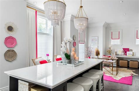 Whether you are looking to add some curb appeal to the outside of your home or just want to create a focal point chandelier over your dining room table, the mission motif can handle all of your custom mission style and craftsman lighting needs. Tips for Setting Up a Craft Room - Scott McGillivray