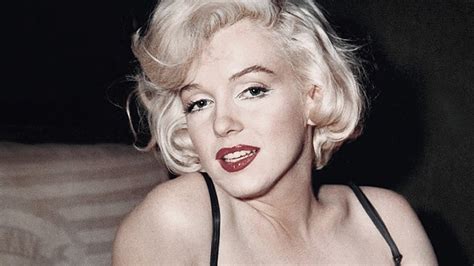 Comment Hugh Hefner A Exploit Limage De Marilyn Monroe Pour Lancer
