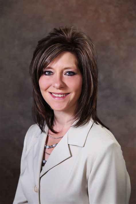 Real Estate Agent Nina Pippin Festus Mo