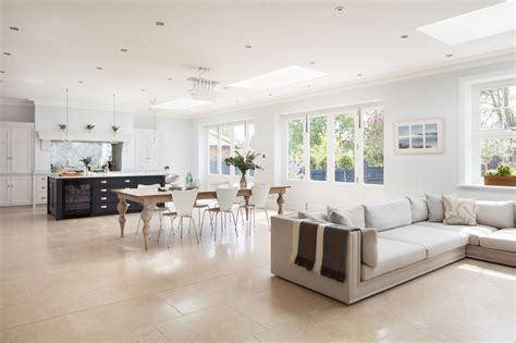 You'll love these amazing sunken living room ideas! Open Plan Luxury Kitchen, London | Open plan kitchen ...
