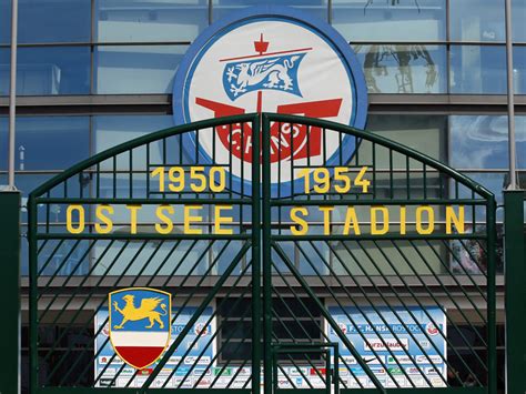 Neuer markt 11 18055 rostock germany tel: Hansa Rostock spielt wieder im Ostseestadion | 3. Liga ...
