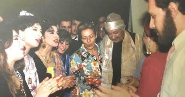 لن أعيش في جلباب أبي. ناهد السباعى تتغزل فى والدتها بصورة من كواليس مسلسل لن ...