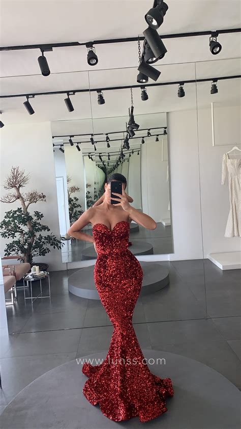 Strapless Sweetheart Body Curved Red Sequin Prom Dress Lunss