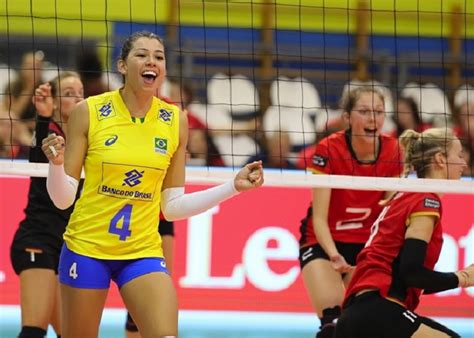 Jogadora de vôlei, porto alegre do norte. Melhor do Vôlei - Carol volta ao país para a temporada ...